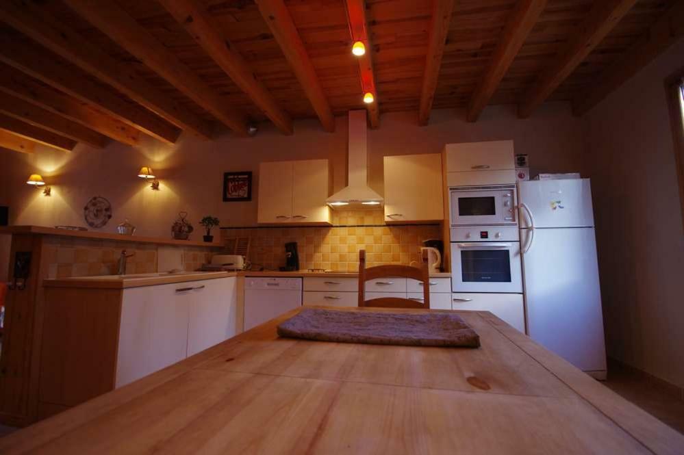Lupin Villa Formigueres Ngoại thất bức ảnh
