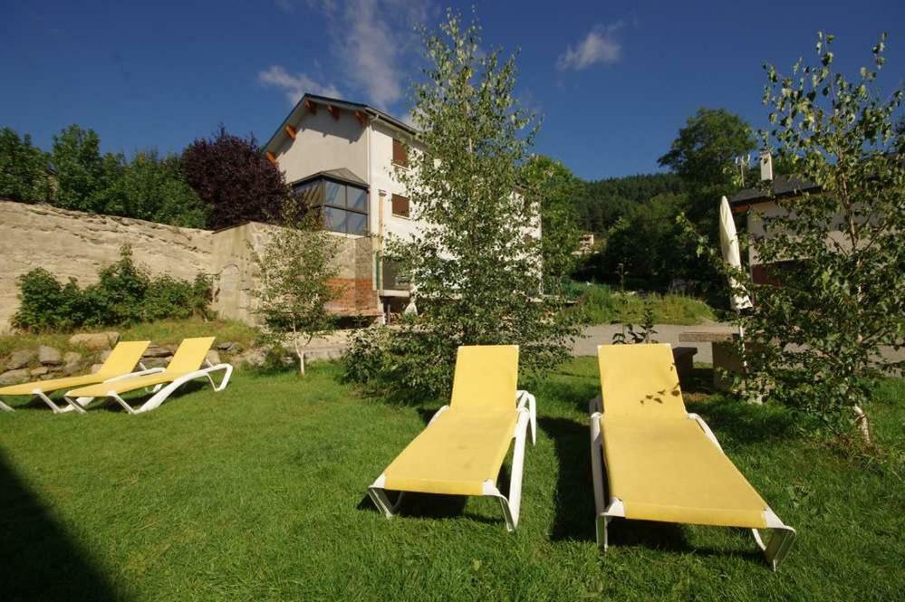 Lupin Villa Formigueres Ngoại thất bức ảnh